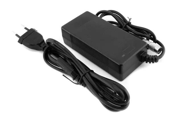 sxt-light-lithium-ladeger-t-24v-2a-ionen-charger image 1