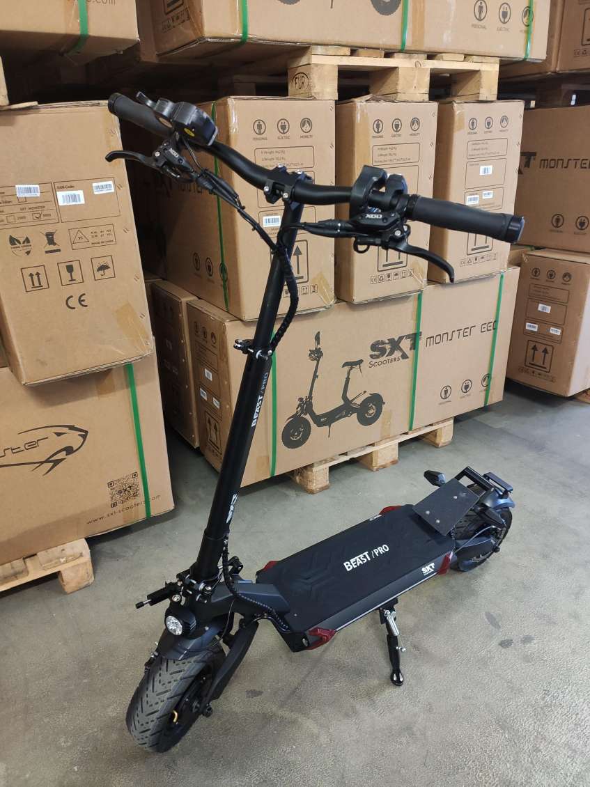 sxt-beast-pro-4800w-e-scooter-gebraucht-zustand-gut-85-km-h image 2