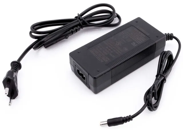sxt-light-ladeger-t-42v-2a-f-r-neo-carbon-v2-led image 1