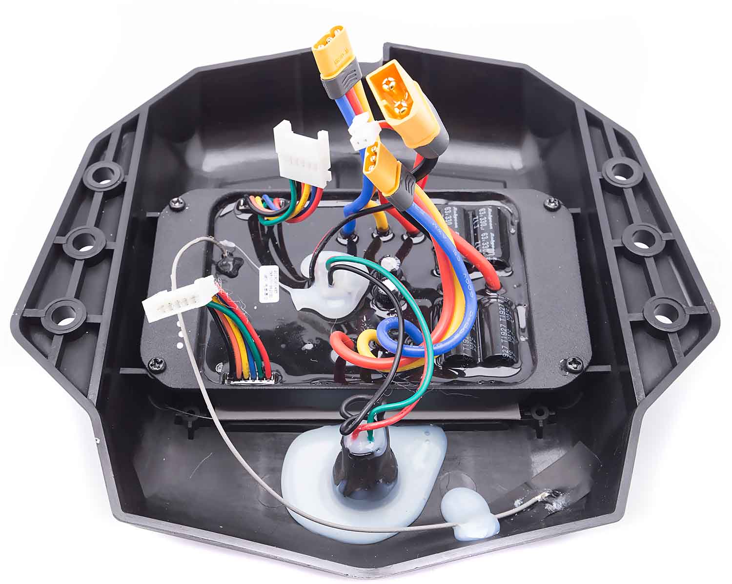 sxt-monster-steuerger-t-43-2v-2400w-board-x2-bluetooth image 2